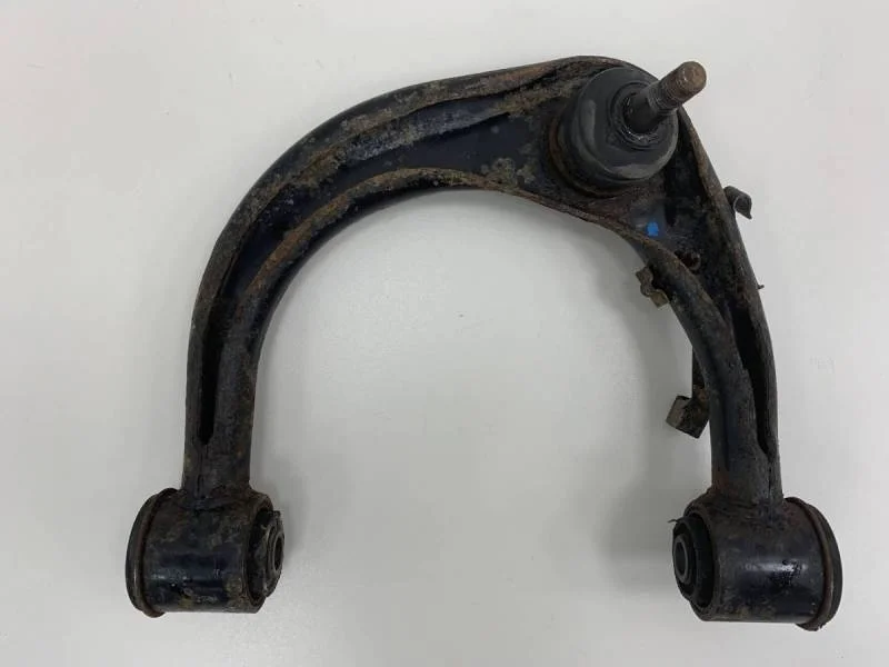 Рычаг передний верхний левый Toyota Land Cruiser Prado (J120) 2002-2009