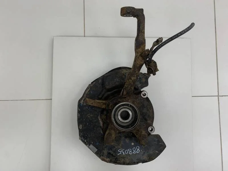 Кулак поворотный передний правый Toyota Land Cruiser Prado (J120) 2002-2009