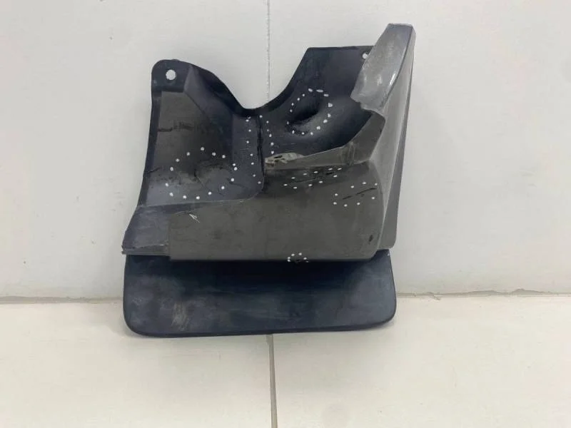 Брызговик передний правый Toyota Land Cruiser Prado (J120) 2002-2009