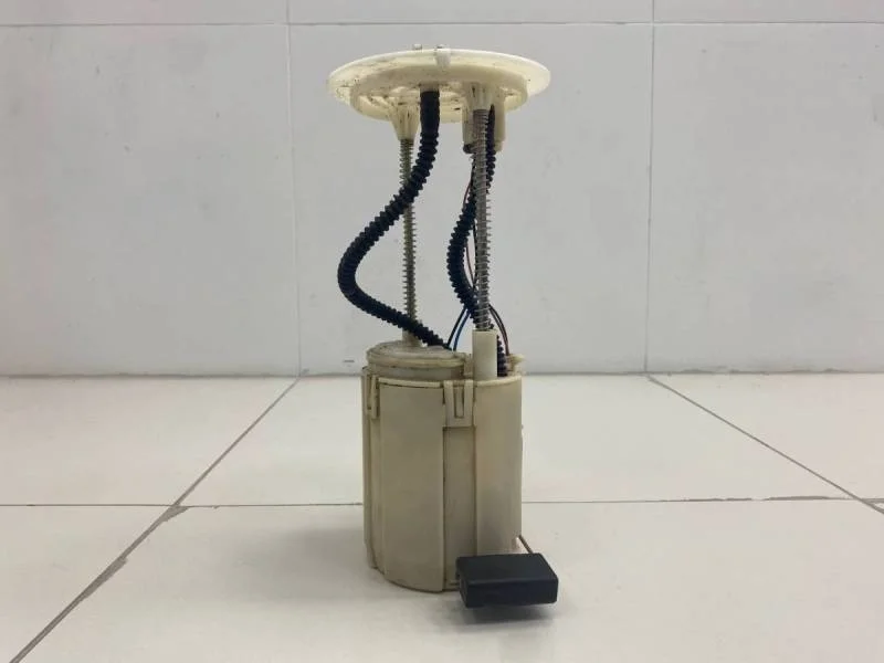 Насос топливный электрический Toyota Land Cruiser Prado (J120) 2002-2009