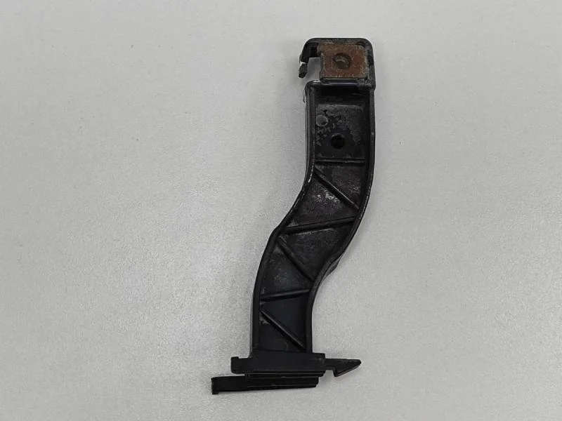 Кронштейн заднего бампера левый Mercedes-Benz E-Class (W212) 2009-2016