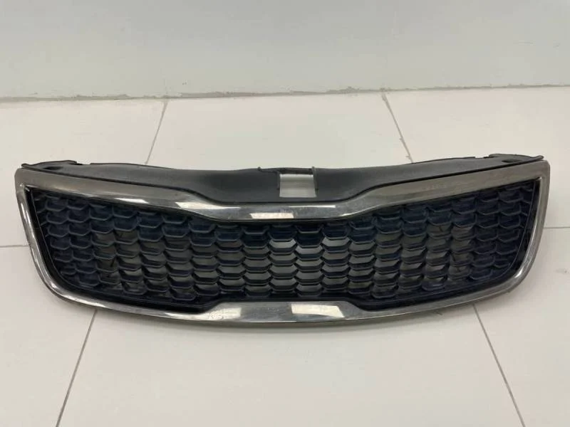 Решетка радиатора Kia Rio 3 (UB) 2011-2017