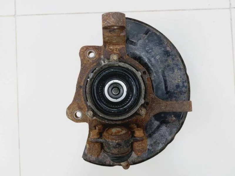 Кулак поворотный передний правый SsangYong Actyon Sport 2006-2012