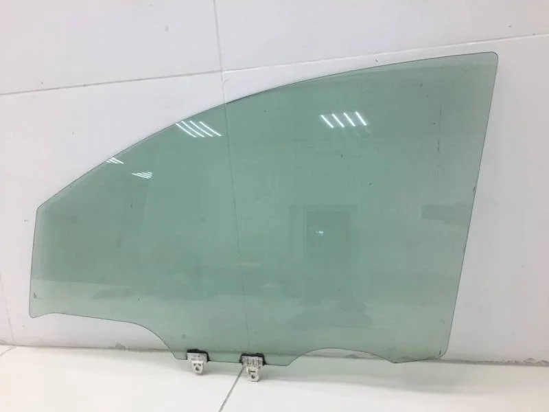 Стекло двери передней левой Nissan Note (E11) 2006-2013