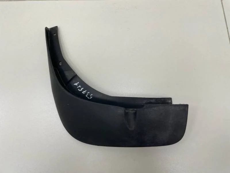 Брызговик задний левый Renault Duster 2012>