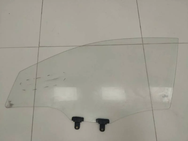 Стекло двери передней левой Kia Rio 4 (FB) 2017>