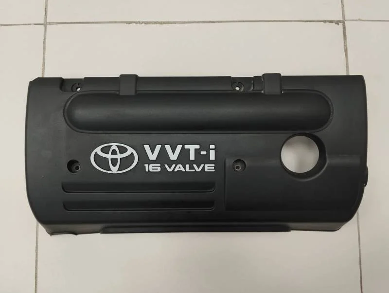 Крышка двигателя декоративная Toyota Corolla E120 2001-2007