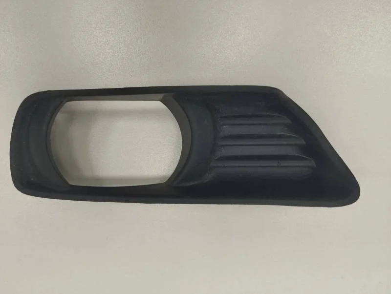 Рамка противотуманной фары правой Toyota Camry (V40) 2006-2011