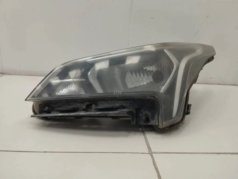 Фара левая Kia Rio 4 (FB) 2017>