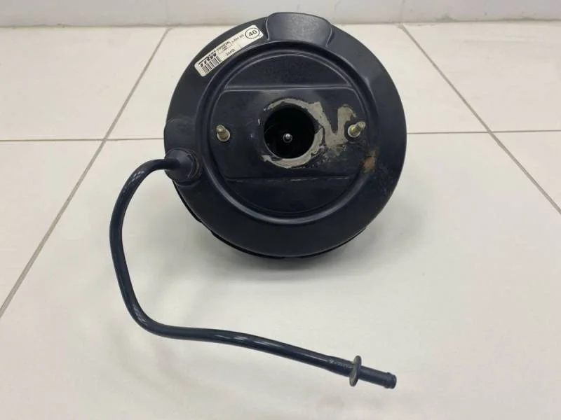 Усилитель тормозов вакуумный Toyota Corolla E120 2001-2007