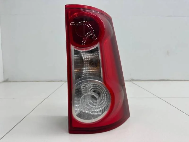 Фонарь задний правый Lada Largus 2012>