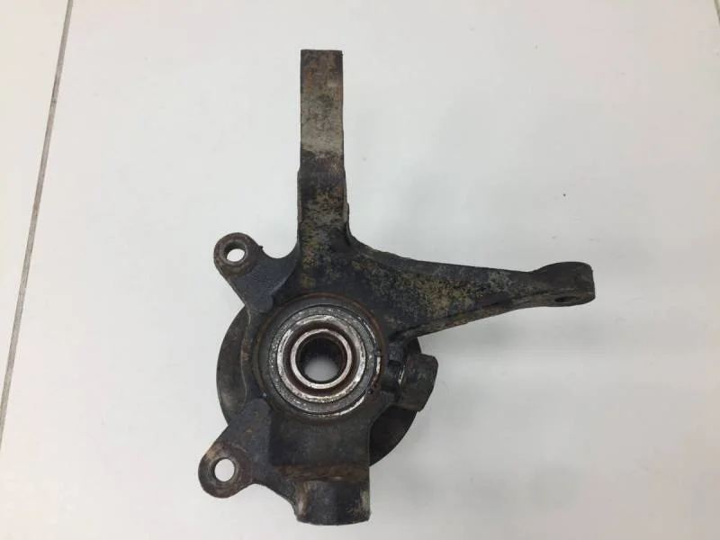 Кулак поворотный передний правый Hyundai Elantra (XD) 2000-2005