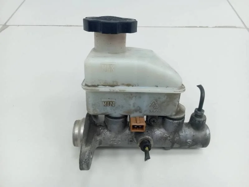 Цилиндр тормозной главный Hyundai Elantra (XD) 2000-2005