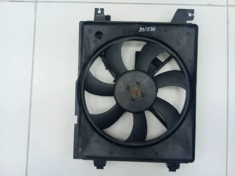 Диффузор вентилятора Hyundai Elantra (XD) 2000-2005