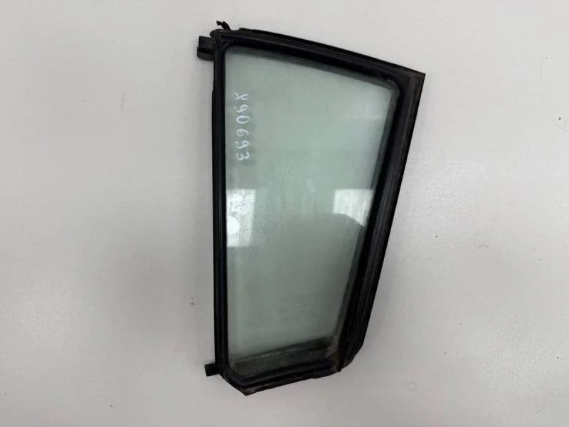 Стекло двери задней левой (форточка) Mazda Mazda 3 (BK) 2002-2009