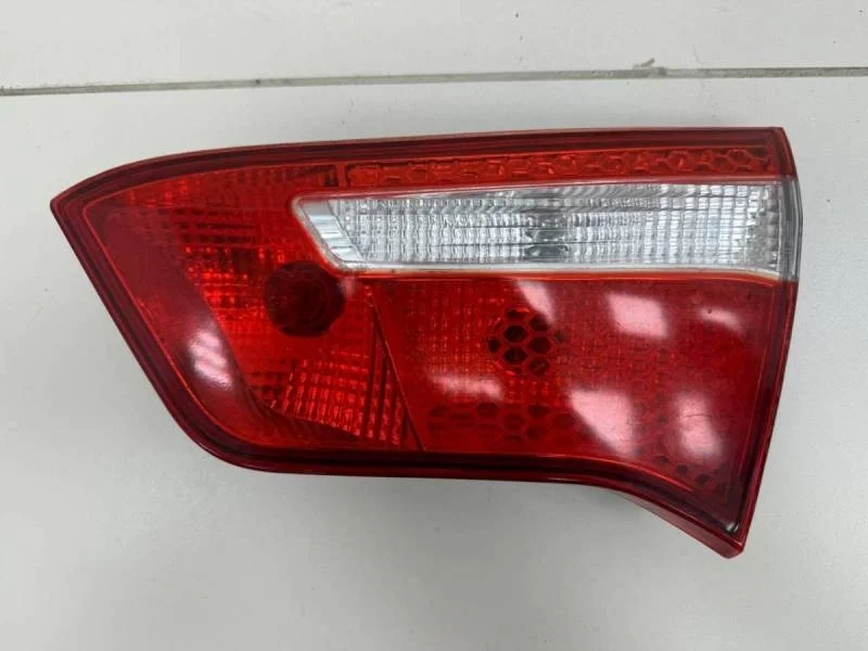 Фонарь задний внутренний правый Kia Rio 3 (UB) 2011-2017