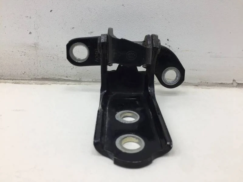 Петля двери задней левой нижняя Lexus RX 300/330/350/400h (XU30) 2003-2009