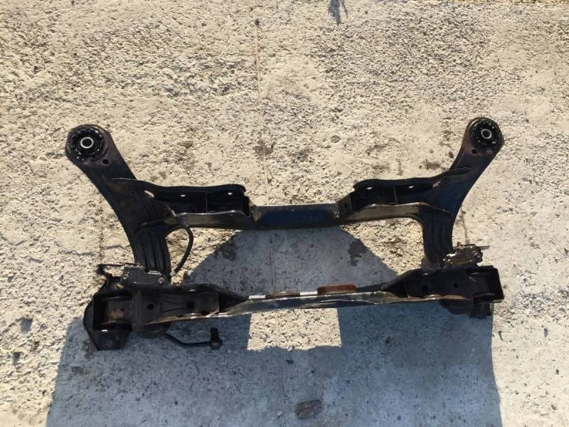 Балка задняя Lexus RX 300/330/350/400h (XU30) 2003-2009