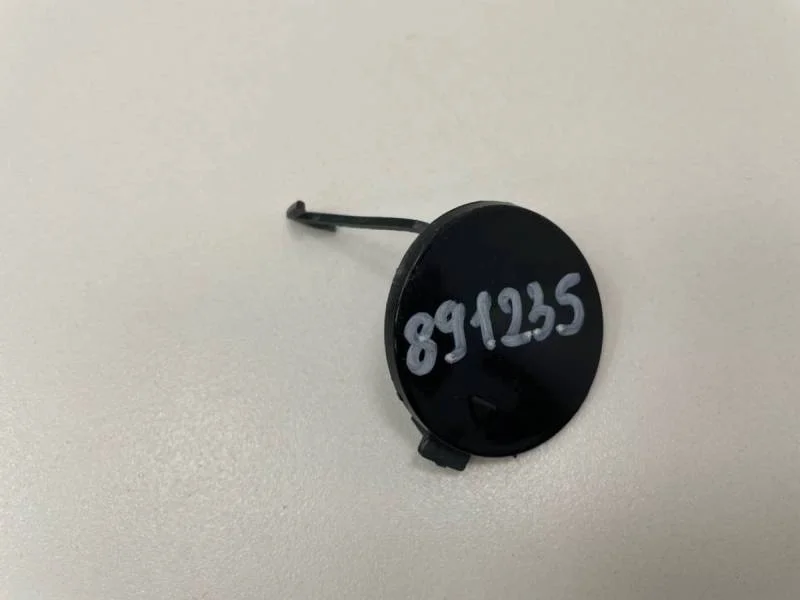 Заглушка буксировочного крюка Kia Rio 3 (UB) 2011-2017