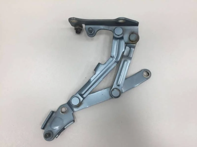 Петля крышки багажника Mitsubishi Lancer X (CX, CY)  2007>