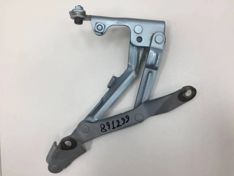 Петля крышки багажника Mitsubishi Lancer X (CX, CY)  2007>