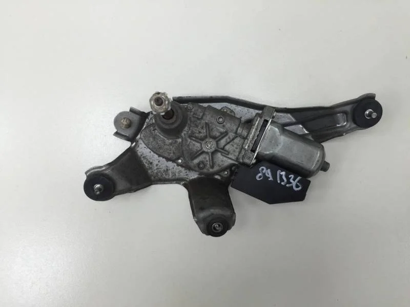 Моторчик стеклоочистителя задний Toyota Land Cruiser (J200) 2007-2015