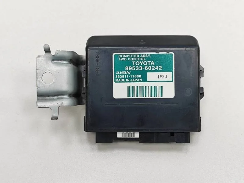 Блок электронный Toyota Land Cruiser (J200) 2007-2015