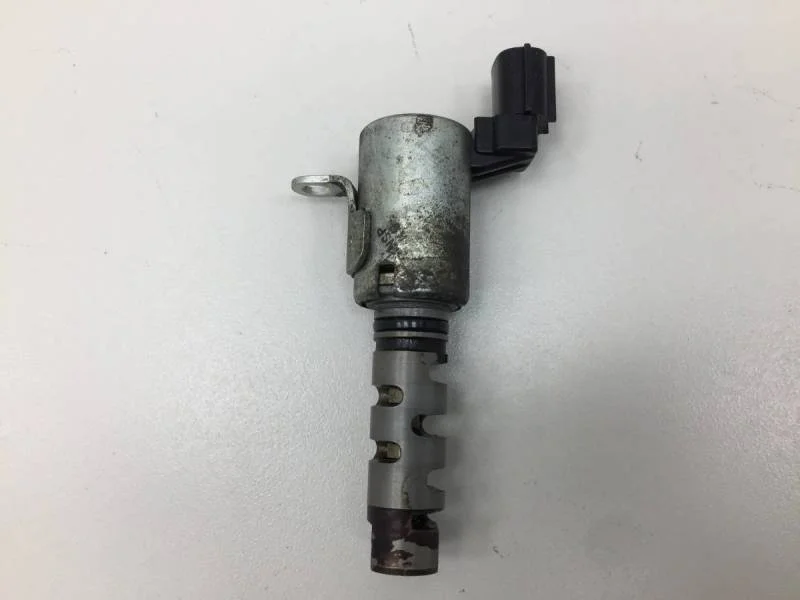 Клапан электромагн. изменения фаз ГРМ Lexus RX 300/330/350/400h (XU30) 2003-2009