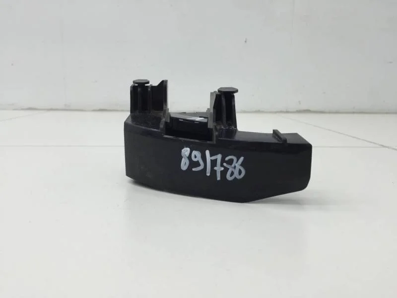 Кронштейн заднего бампера левый Toyota Land Cruiser (J200) 2007-2015