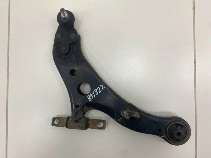 Рычаг передний правый Lexus RX 300/330/350/400h (XU30) 2003-2009