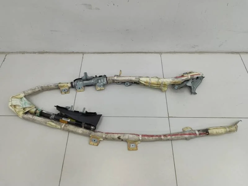 Подушка безопасности боковая (шторка) Toyota Land Cruiser (J200) 2007-2015