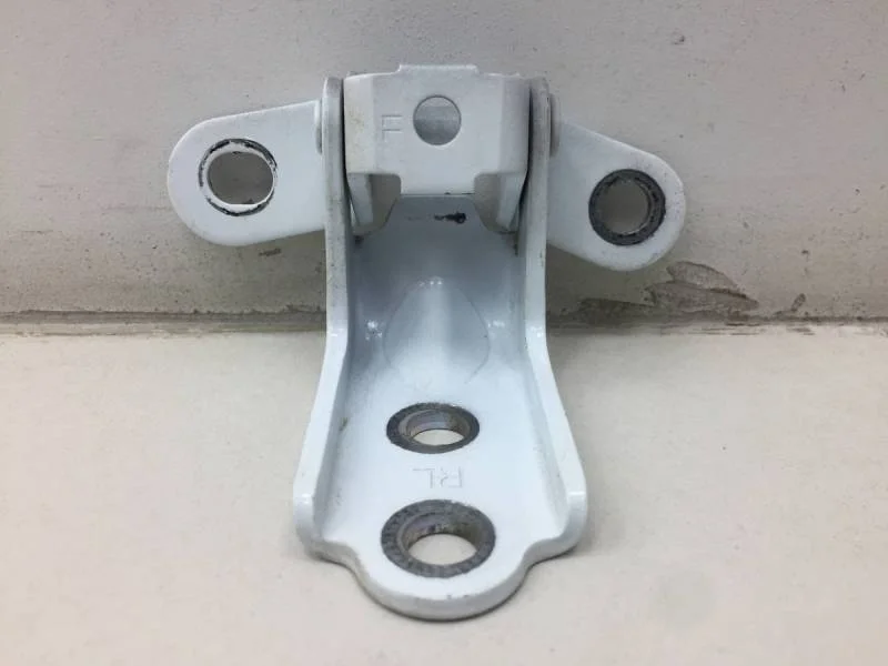 Петля двери задней левой нижняя Kia Rio 3 (UB) 2011-2017