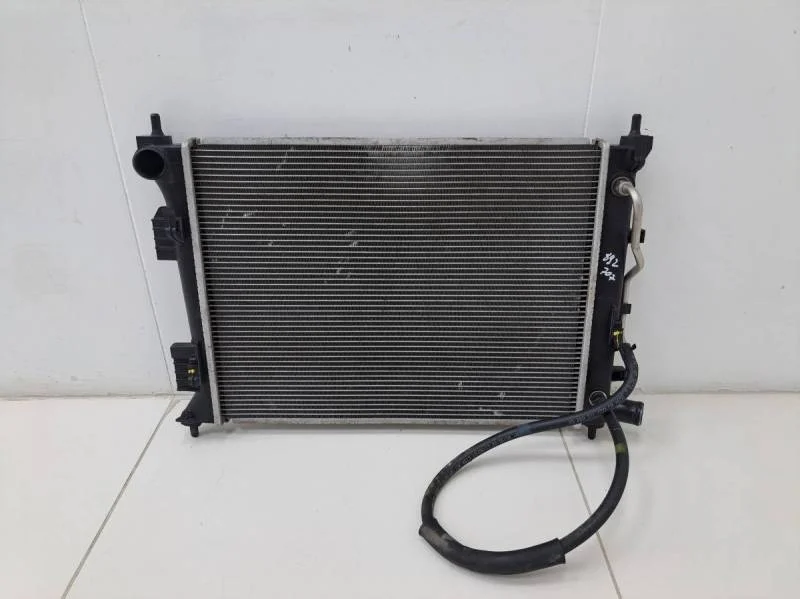 Радиатор охлаждения двигателя Kia Rio 3 (UB) 2011-2017