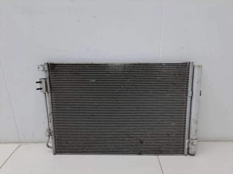 Радиатор кондиционера (конденсер) Kia Rio 3 (UB) 2011-2017