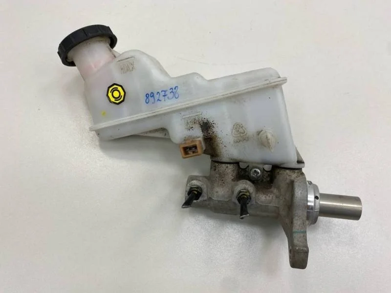 Цилиндр тормозной главный Kia Rio 3 (UB) 2011-2017