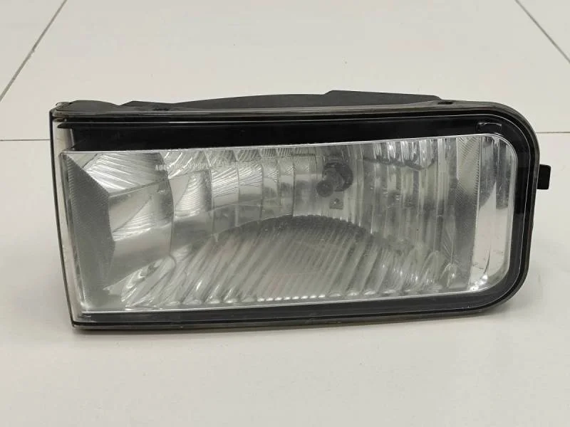 Фара противотуманная левая Toyota Land Cruiser (J200) 2007-2015