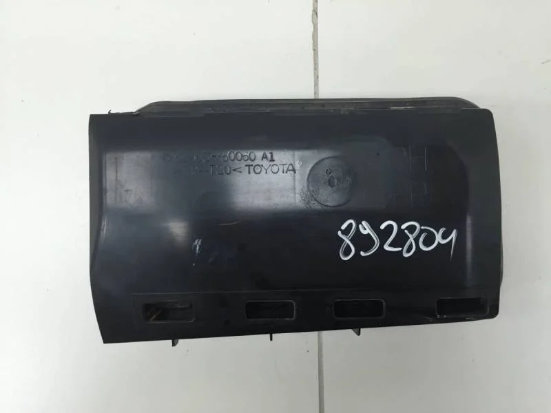 Решетка вентиляционная Toyota Land Cruiser (J200) 2007-2015