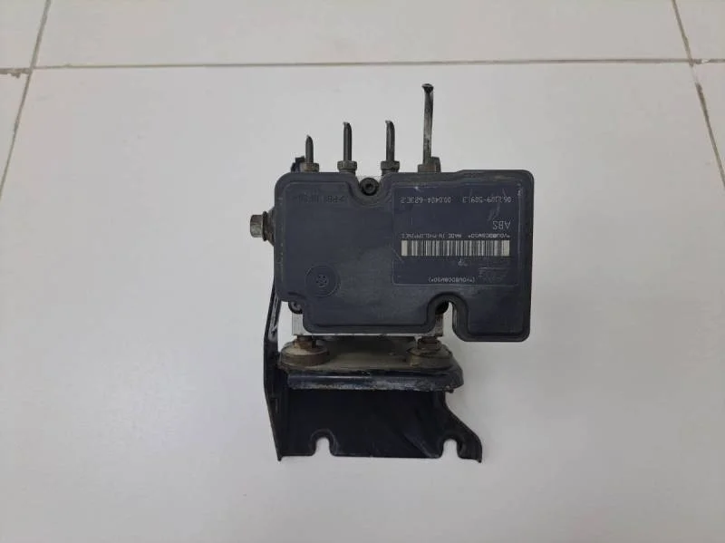 Блок ABS (насос) Suzuki Grand Vitara 2005-2015