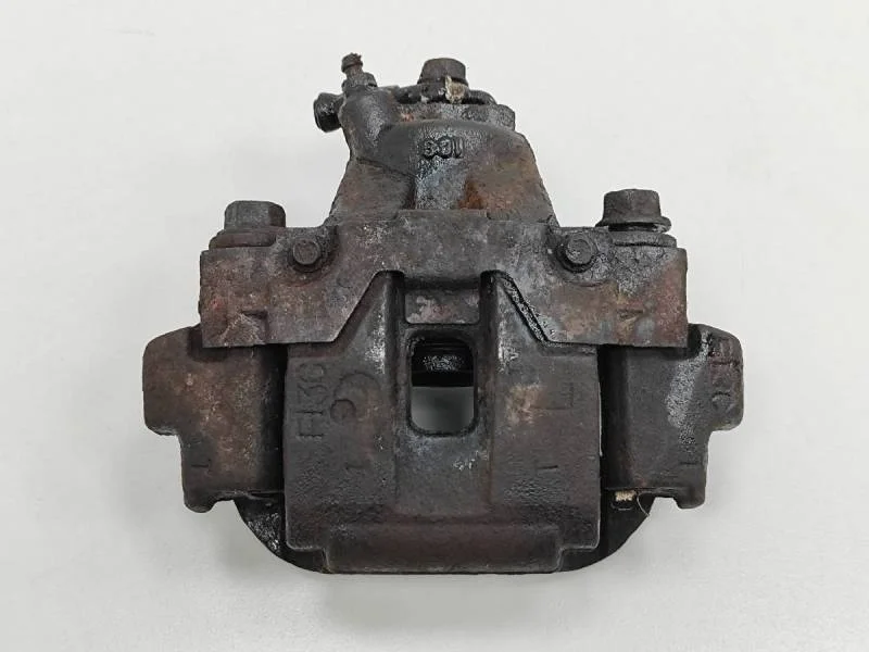 Суппорт задний левый Toyota Land Cruiser (J200) 2007-2015