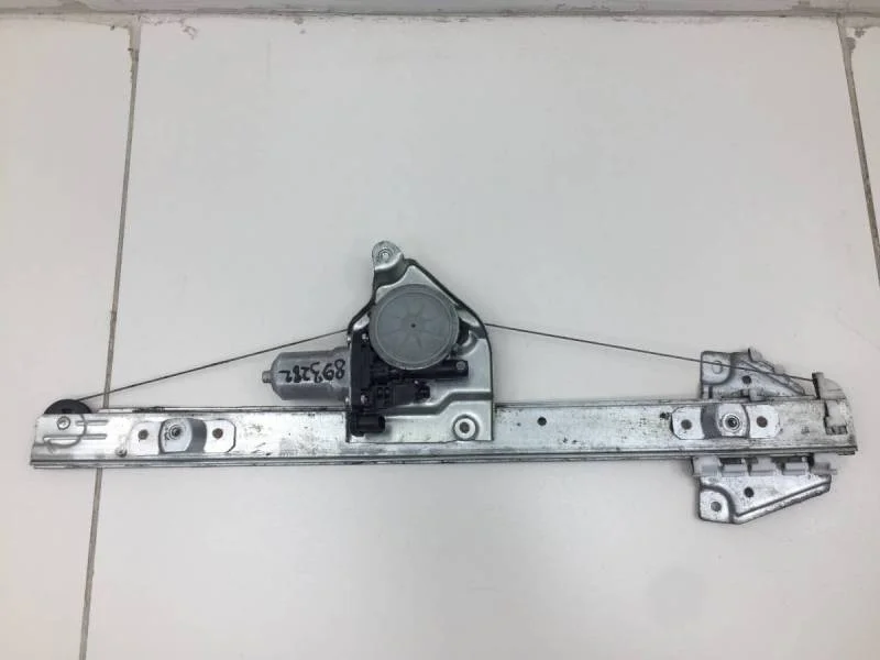 Стеклоподъемник электр. передний левый Suzuki Grand Vitara 2005-2015