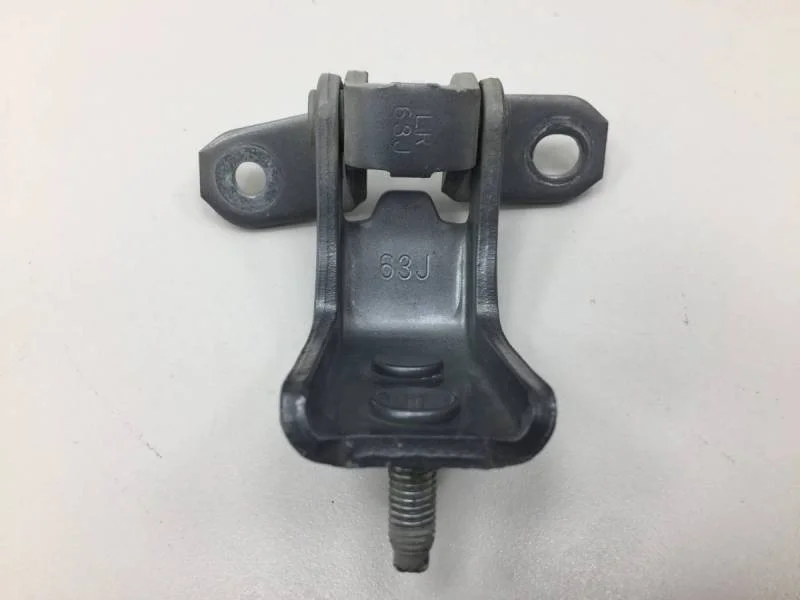 Петля двери задней правой нижняя Suzuki Grand Vitara 2005-2015