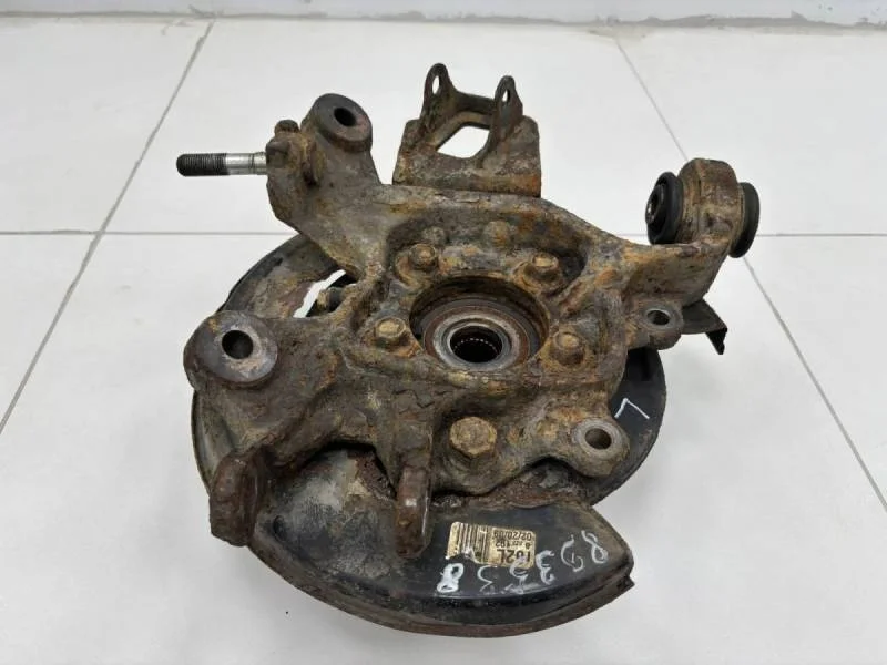 Кулак поворотный задний левый Lexus RX 350 /450h (XL10) 2009-2015