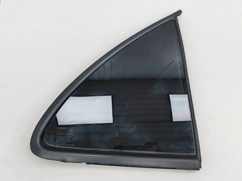 Стекло двери задней правой (форточка) Nissan Almera Classic (B10) 2006-2013