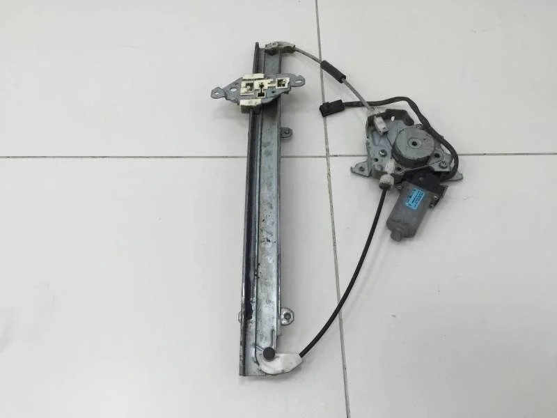 Стеклоподъемник электр. передний левый Nissan Almera Classic (B10) 2006-2013