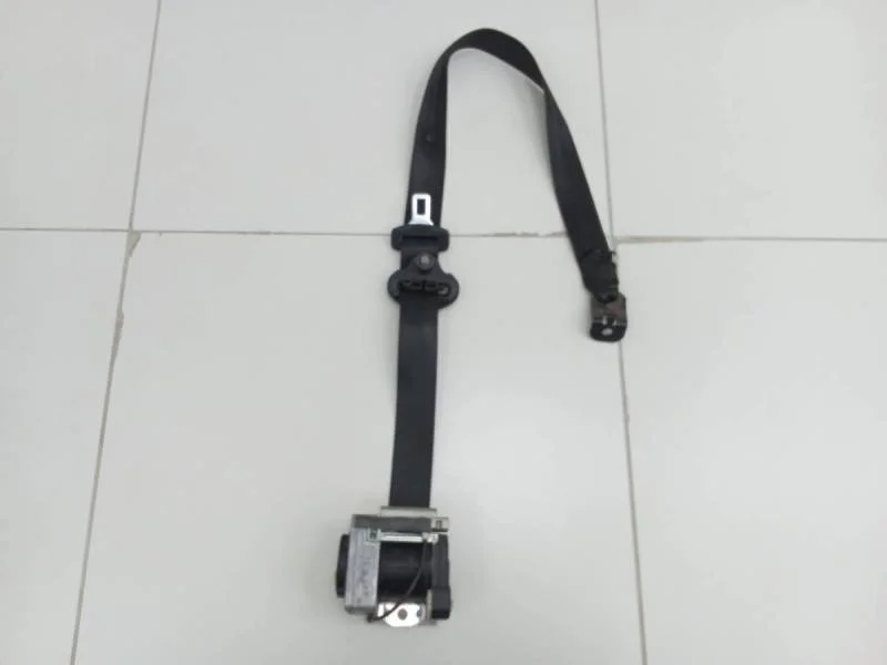 Ремень безопасности с пиропатроном Skoda Octavia (A4 1U-) 2000-2011