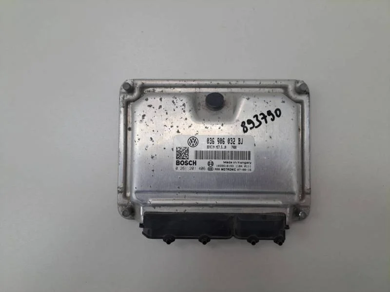 Блок управления двигателем Skoda Octavia (A4 1U-) 2000-2011