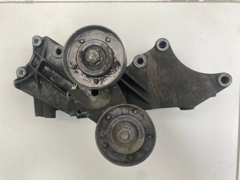 Кронштейн генератора Skoda Octavia (A4 1U-) 2000-2011