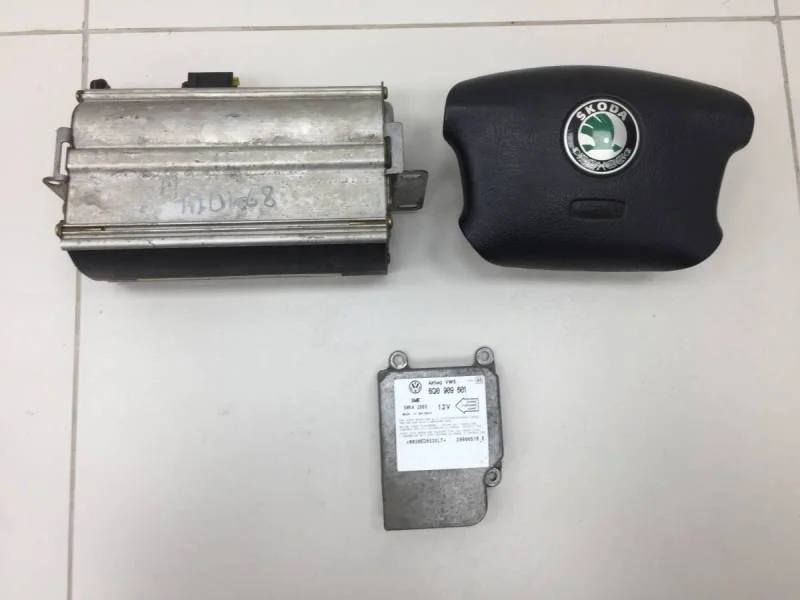 Подушка безопасности (комплект) Skoda Octavia (A4 1U-) 2000-2011