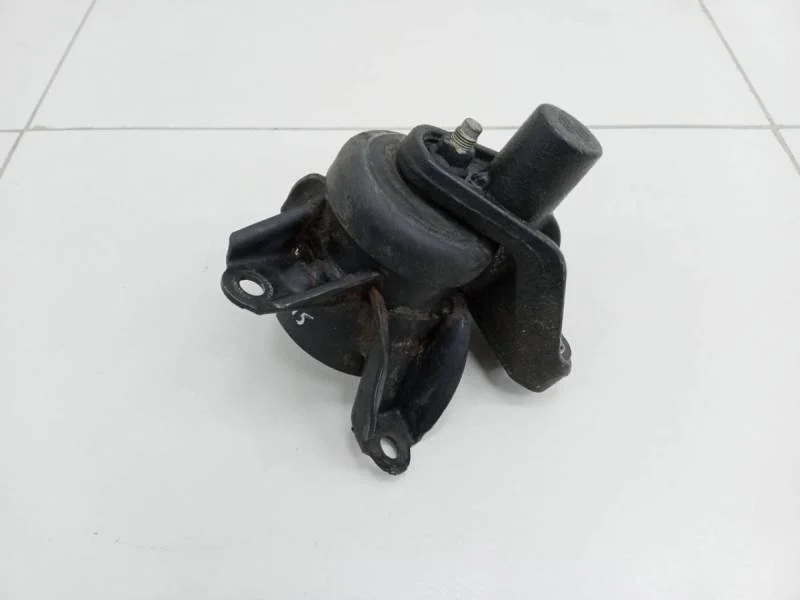 Опора двигателя правая Hyundai Solaris 2010-2017