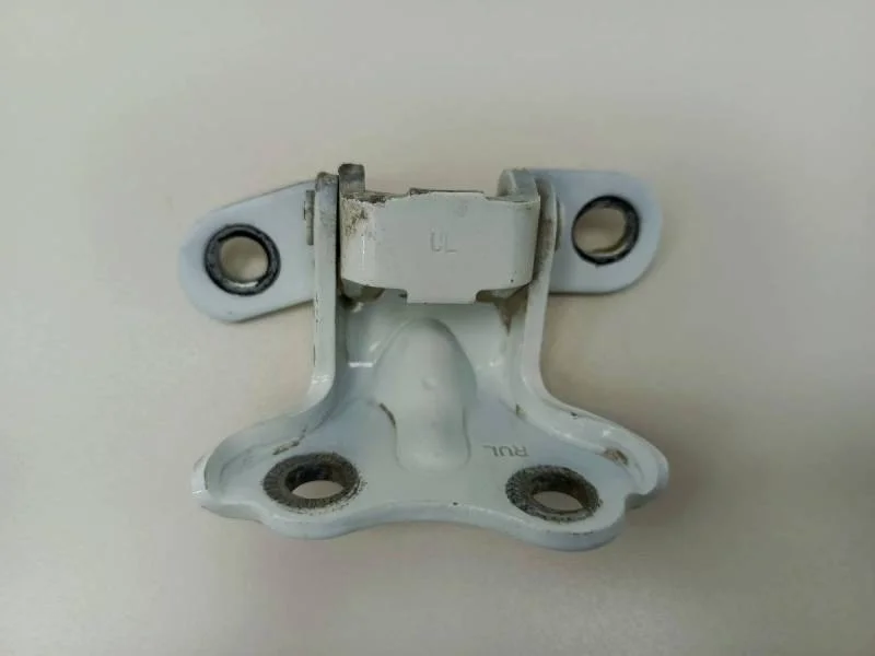 Петля двери задней левой верхняя Hyundai Solaris 2010-2017